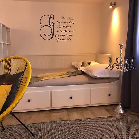 Studio Apartman Providence シベニク エクステリア 写真