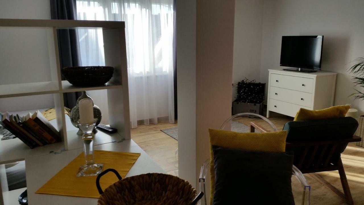 Studio Apartman Providence シベニク エクステリア 写真