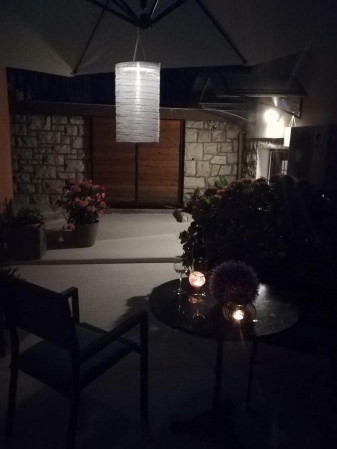 Studio Apartman Providence シベニク エクステリア 写真